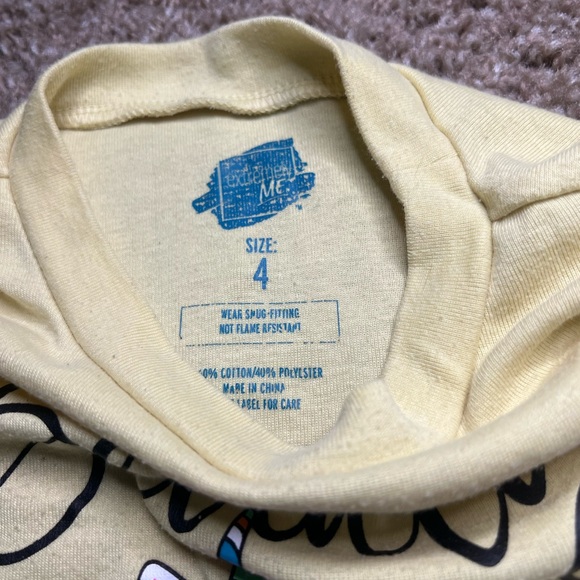 🌻Girls 4T Pajamas set🌻 - Picture 3 of 3